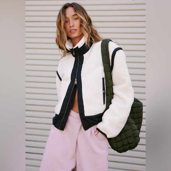 NWT Free People FP Movement Courtside Fleece Jacket in Black & Peach Bark Combo - Picture 12 of 14